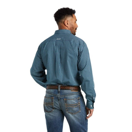 Ariat Men's Wrinkle Free Vail Classic