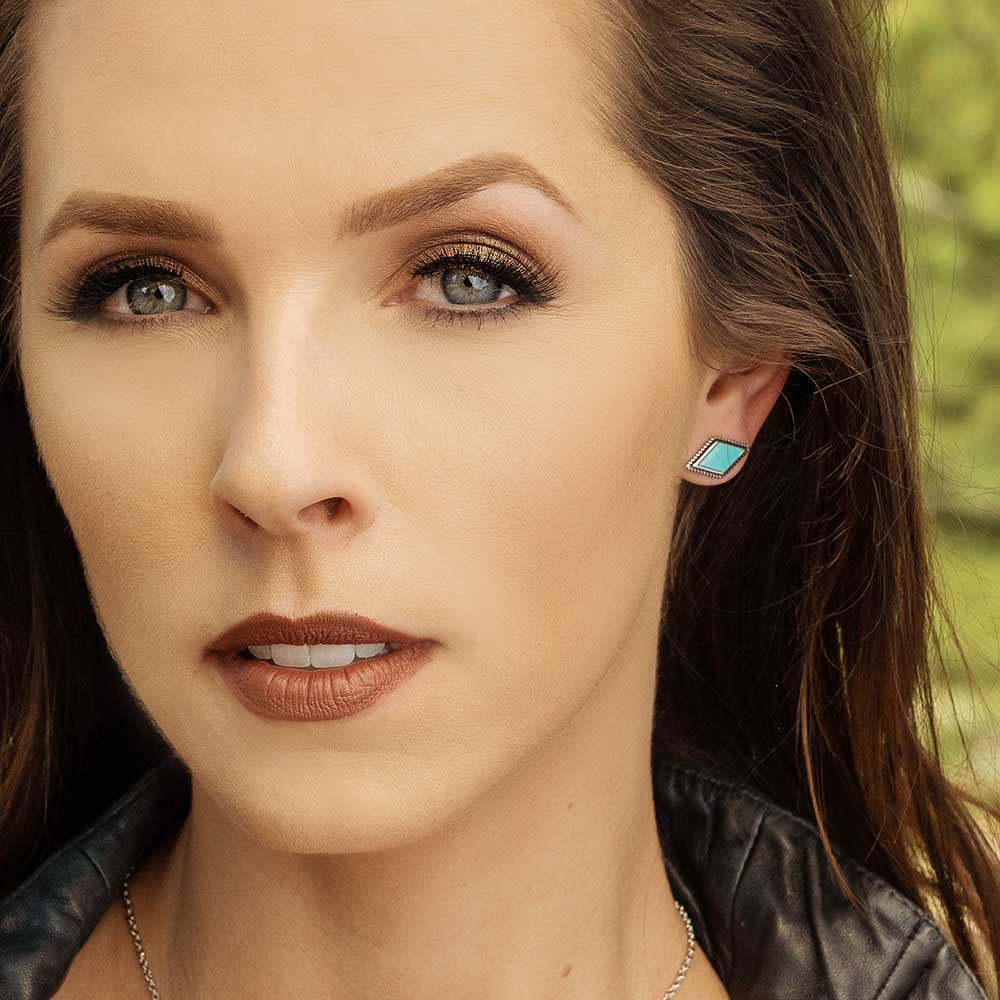 Punch of Turquoise Rhombus