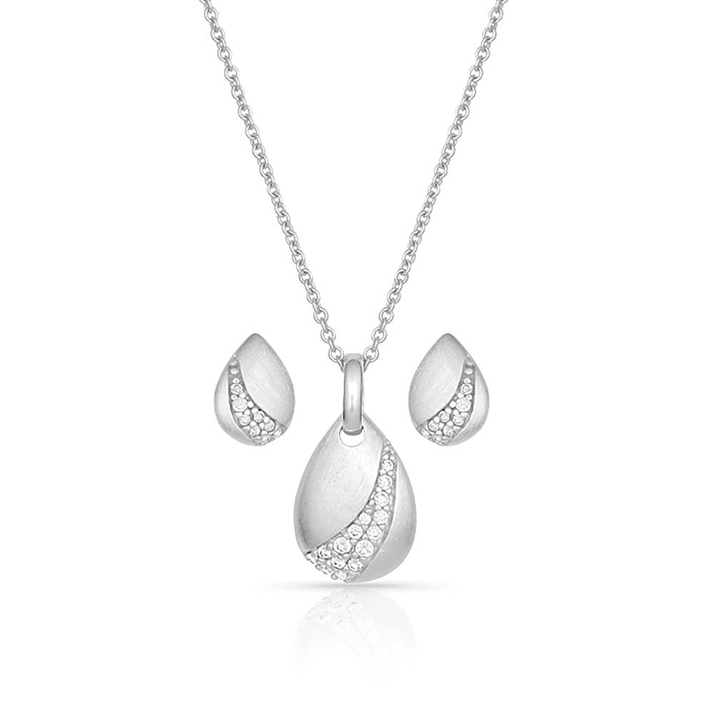 Satin Teardrop